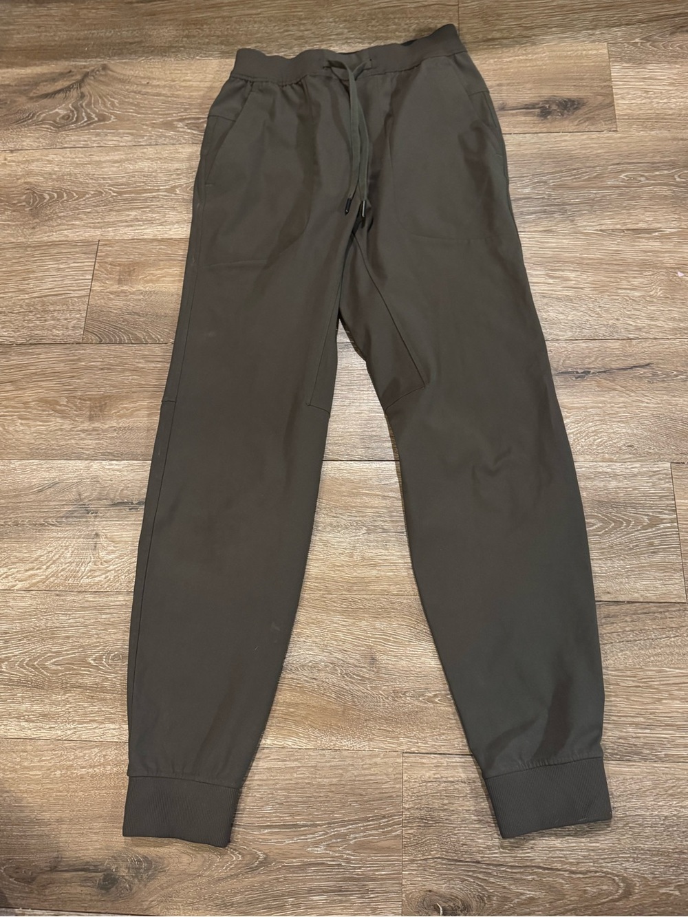 lululemon olive green Women’s Jogger Pants